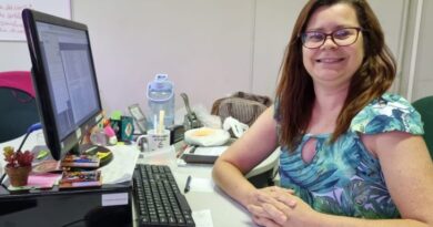 nclusão no Detran: Servidora é intérprete de Libras e coloca em prática 26 anos de experiência