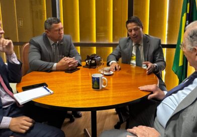 Em defesa de Vicentina, prefeito Cléber cumpre agenda em Brasília para fortalecer municípios