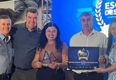 Jateí: Jovelino Clestino dos Santos recebe prêmio estadual de Escola Destaque em Alfabetização