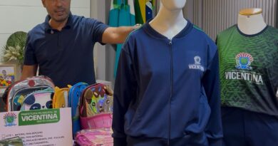 Com ar condicionado em todas as salas, Vicentina anuncia materiais e uniformes personalizados a estudantes