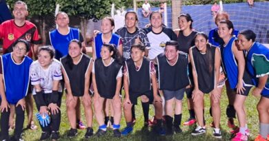 Vicentina faz participação inédita com a estréia de equipe feminina na Copa Assomasul de futebol