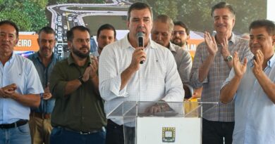 Vista Alegre: Riedel se emociona ao entregar praça que tem o nome de seu avô, em Maracaju