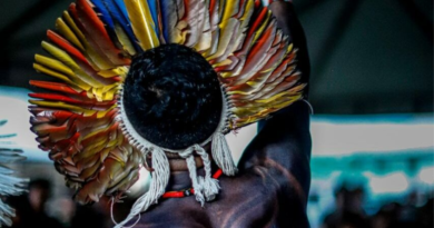 Acampamento em Brasília reúne 7 mil indígenas aponta retrocessos e pressiona Governo Lula por demarcações