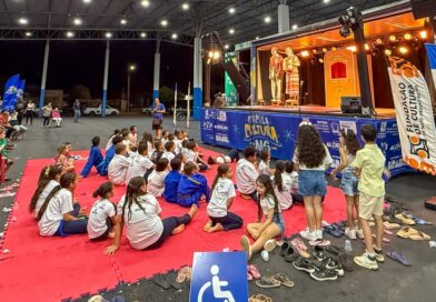 Sucesso da noite cultural de Vicentina foi realçado com presença e brilho dos projetos sociais