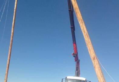 Símbolo da sua maior festa, Jateí antecipa montagem de fogueira gigante