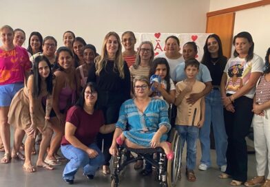 Vicentina: Casa Acolher celebra dia com mães atípicas no centro de atendimento à pessoa autista