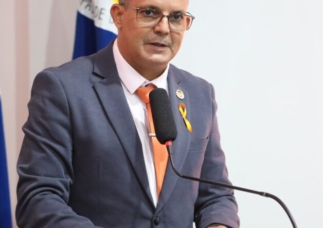 Vereador cobra informações sobre mortes, escalas médicas e estrutura da UPA e Hospital da Vida