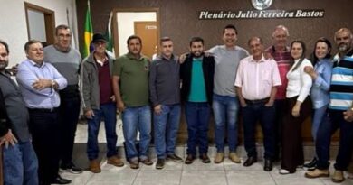 Deputado Zé Teixeira e lideranças do setor rural mantém encontro em Vicentina