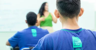 Governo autoriza concurso para professor em MS com 2 mil vagas