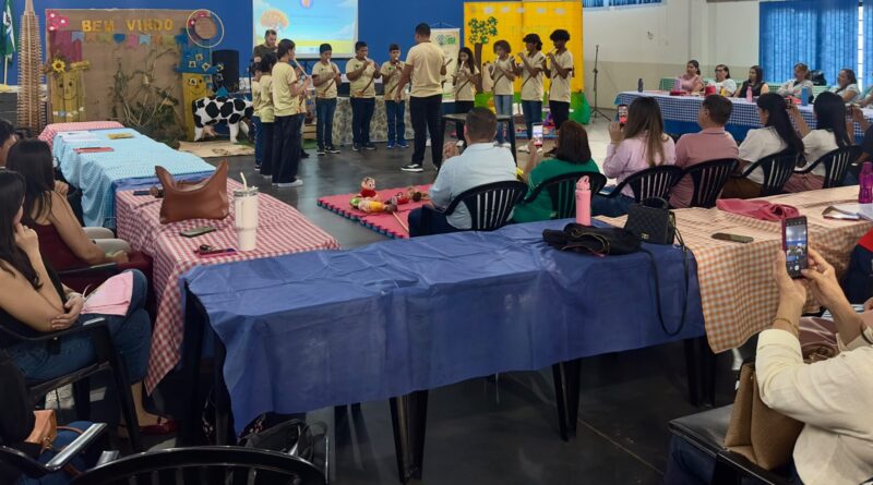 “Melodias encantadoras”: Jateí insere música em jornada pedagógica com flauta doce
