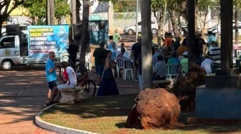 Novo protesto contra Cassems tem adesão ainda menor e fracassa em Campo Grande