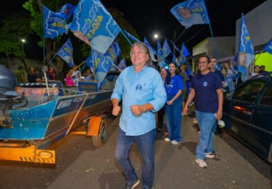 Caravina pede apoio para conquistar votos de indecisos na reta final da campanha