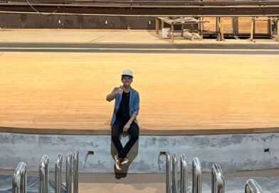 Vereador Franklin acompanha obras de revitalização do Teatro Municipal em Dourados