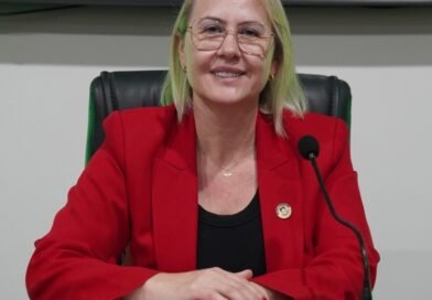 Vereadora Liandra reforça pedido de melhorias no trânsito de Dourados
