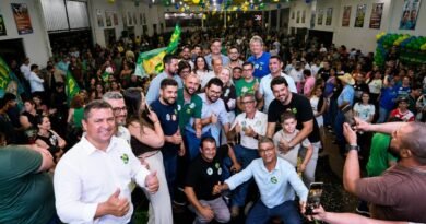 Deputado Zé Teixeira oficializa candidatura apoiado por mais de 100 vereadores