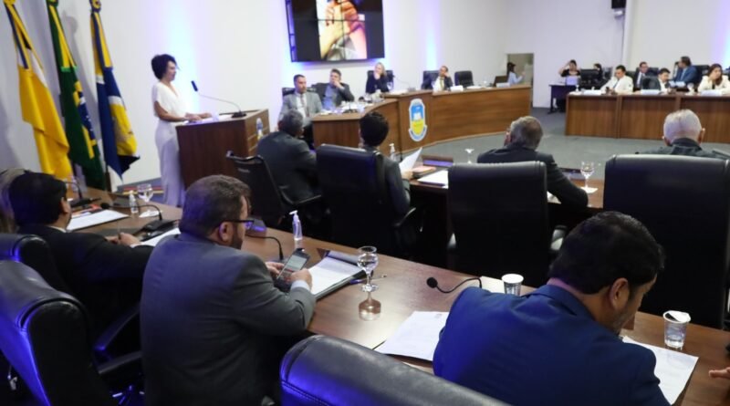 Setembro Amarelo: Câmara de Dourados entrega Prêmio Destaque em Saúde Mental