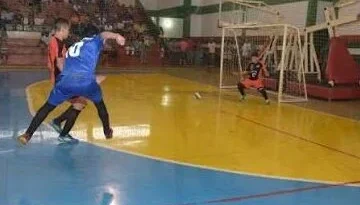 Vicentina participa da maior competição regional de categorias de base no futsal
